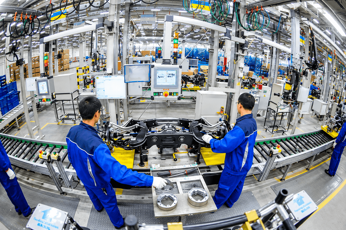 OEM vs Aftermarket Auto Parts: What Should B2B Buyers Consider?